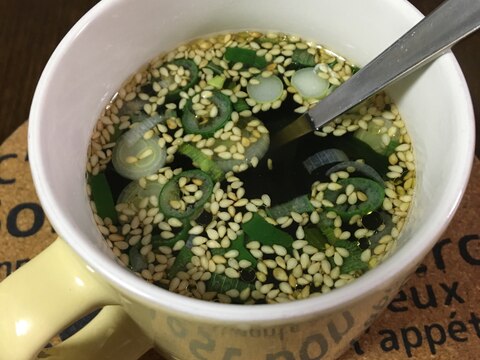 マグカップで　簡単　中華スープ